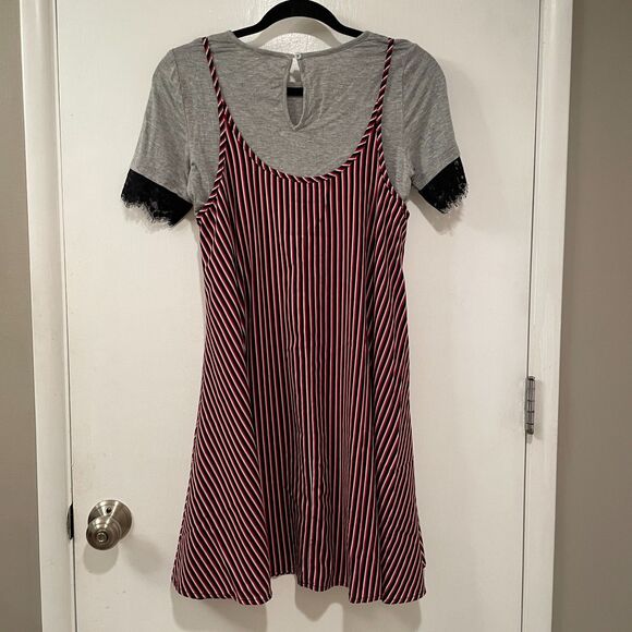 Hem & Thread Striped Mini Slip Overlay T-Shirt Dress Gray Red Small - Picture 6 of 10